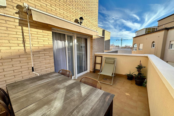 Resale - Apartment  - Torrevieja - Playa del cura