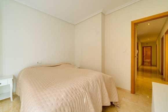 Location à long terme - Appartement - SAN JUAN ALICANTE - Plaza de toros - Mercado Central