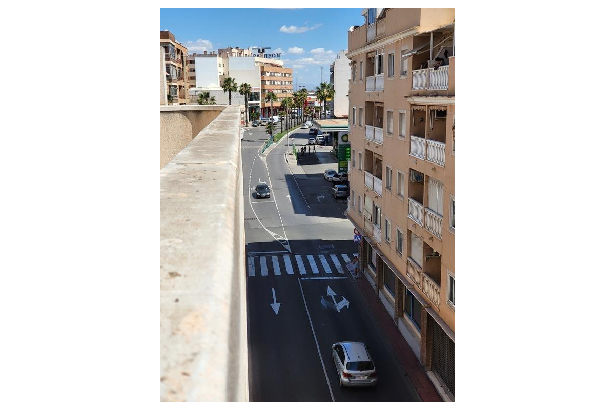 Resale - Apartment  - Torrevieja - Centro