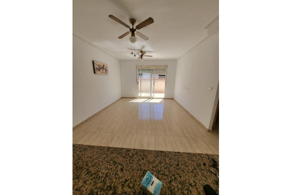 Resale - Apartment  - Torrevieja - Centro