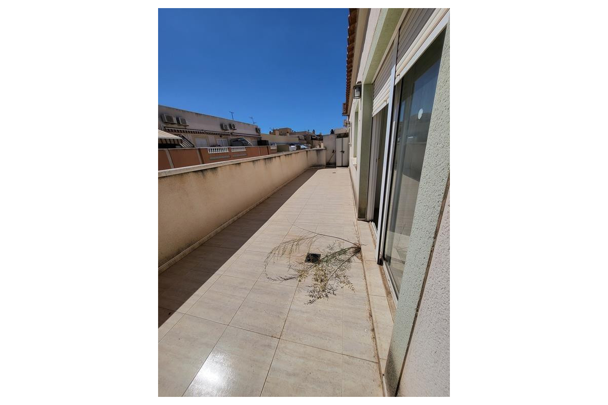 Resale - Apartment  - Torrevieja - Centro