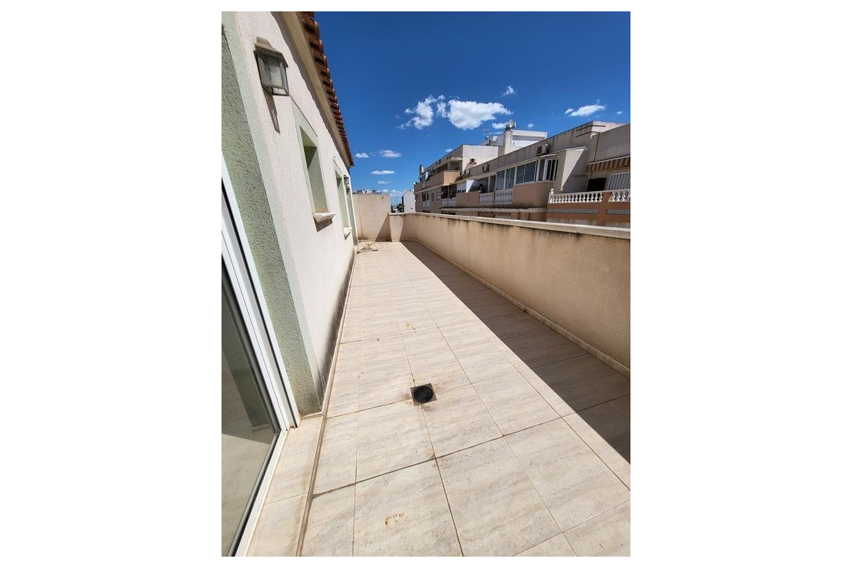 Resale - Apartment  - Torrevieja - Centro