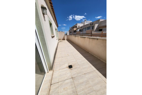 Resale - Apartment  - Torrevieja - Centro