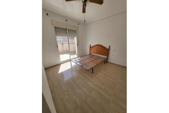 Resale - Apartment  - Torrevieja - Centro