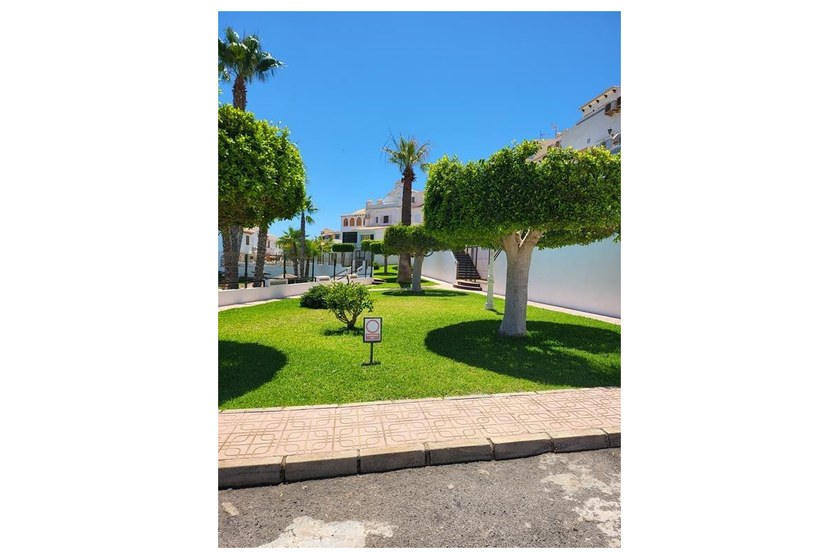 Resale - Apartment  - Torrevieja - Torreblanca