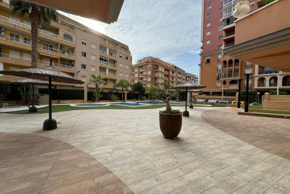 Herverkoop - Appartement  - Torrevieja - Los Frutales