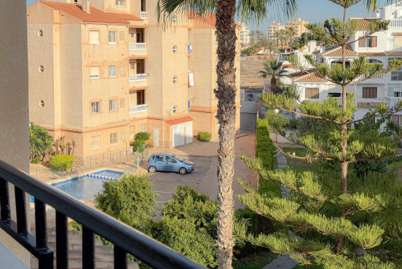 Reventa - Apartamento / piso - Torrevieja - Calas blanca