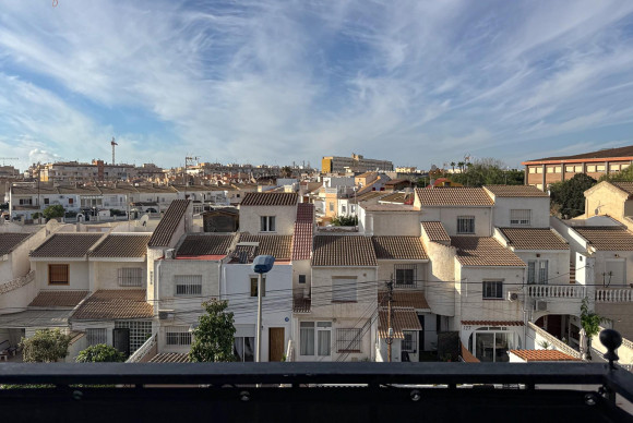 Reventa - Apartamento / piso - Torrevieja - Calas blanca