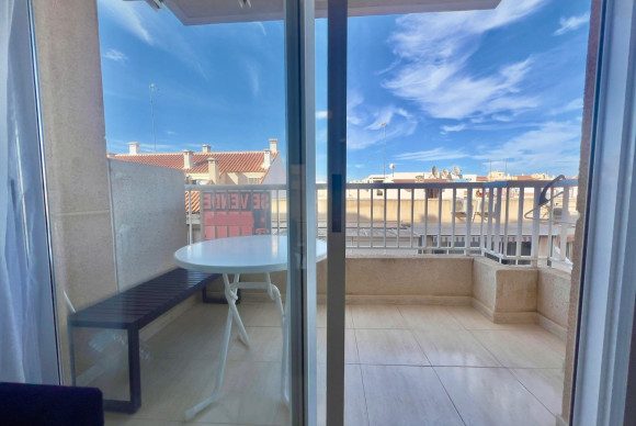 Resale - Apartment  - Torrevieja - Playa del cura