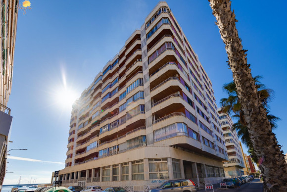 Resale - Apartment  - Torrevieja - Acequion