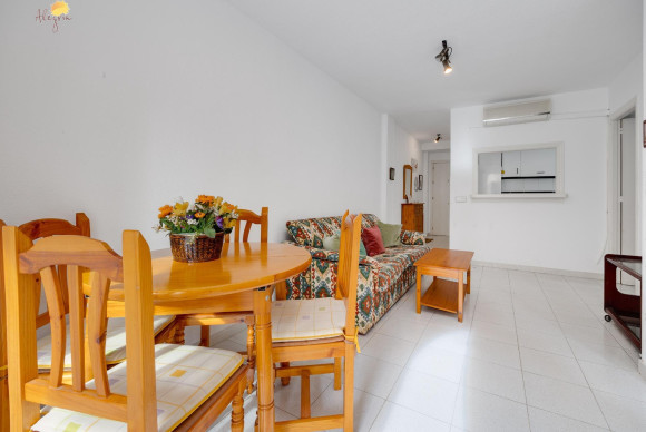 Herverkoop - Appartement  - Torrevieja - Acequion