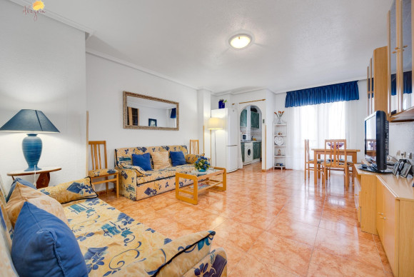 Resale - Apartment  - Torrevieja - Parque las naciones