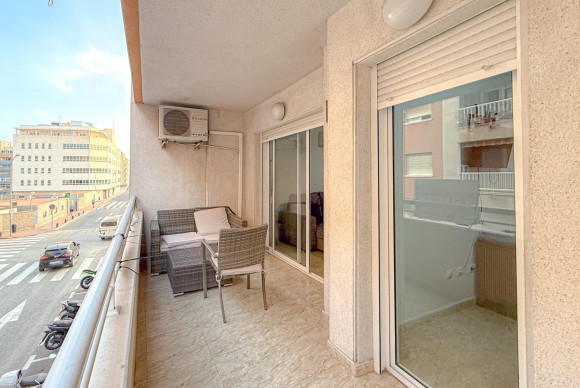 Reventa - Apartamento / piso - Torrevieja - Playa del cura