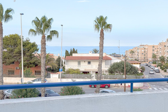 Resale - Apartment  - Torrevieja - Torreblanca