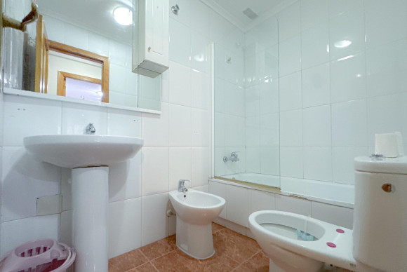 Reventa - Apartamento / piso - Torrevieja - Playa del cura