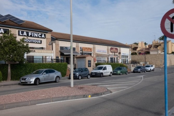 Reventa - Local Comercial - Algorfa - La Finca Golf Course