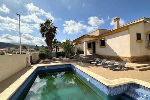 Resale - Villa - HONDON DE LAS NIEVES