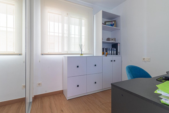 Resale - Apartment  - Torrevieja - Torreblanca