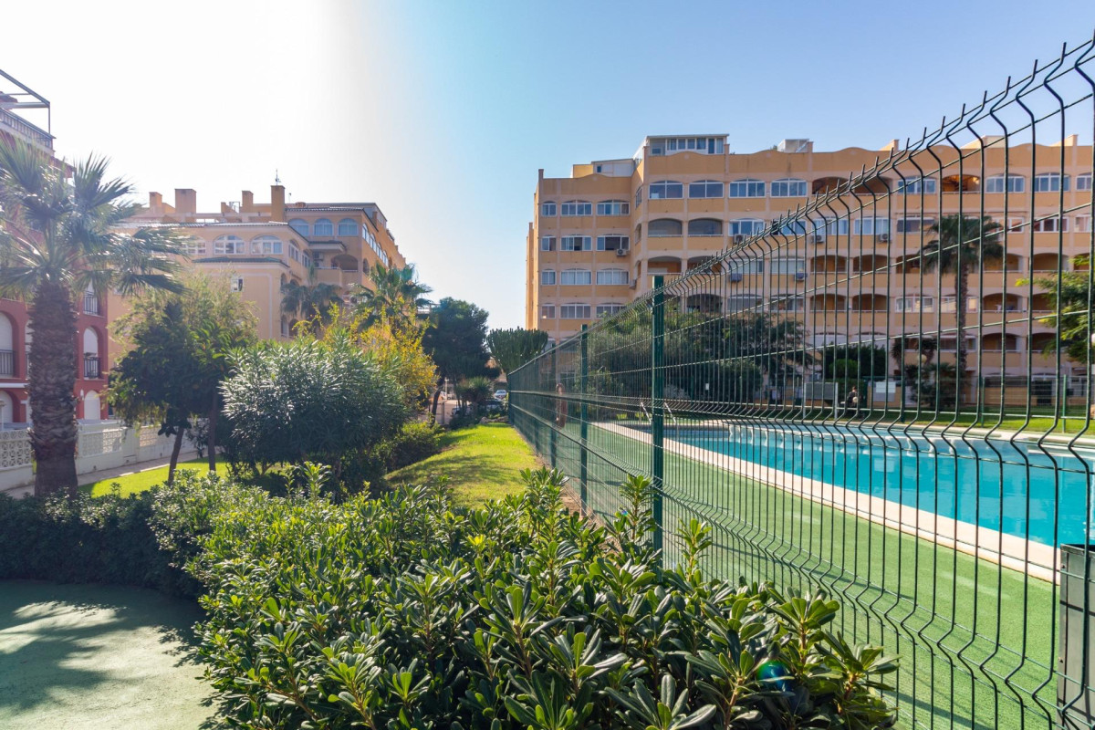 Resale - Apartment  - Torrevieja - Torreblanca