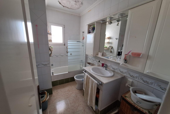 Resale - House - Torrevieja - Los altos