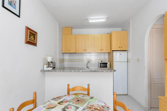 Resale - Apartment  - Torrevieja - Lago jardin