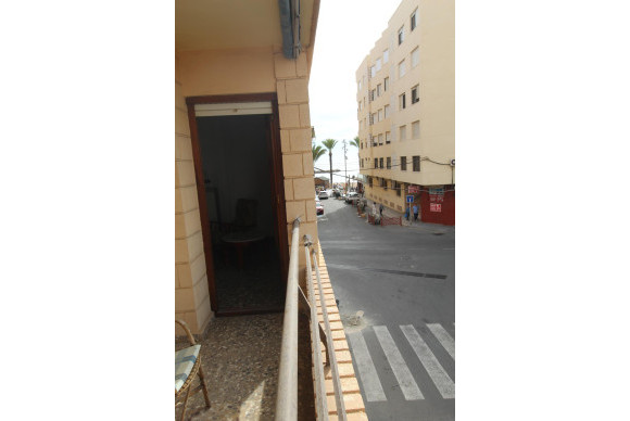 Resale - Apartment  - Torrevieja - Playa del cura