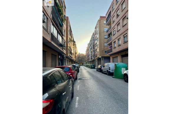 Herverkoop - Appartement  - Valencia - Benicalap