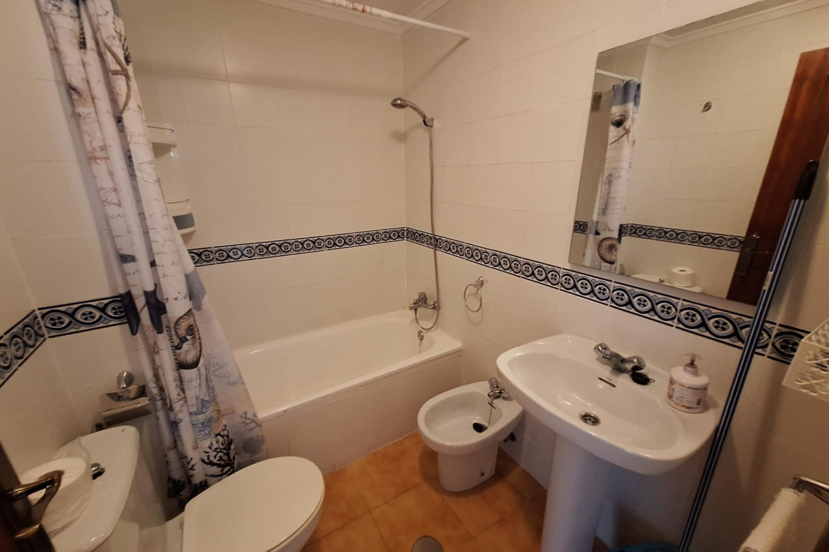 Long Term Rental - Apartment  - Torrevieja - Calas blanca