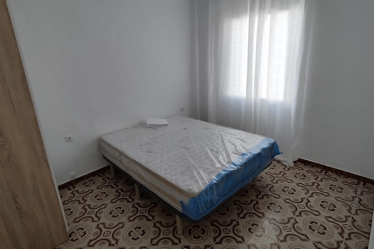 Lange Termijn Verhuur - Appartement  - SAN JUAN ALICANTE - Colonia requena