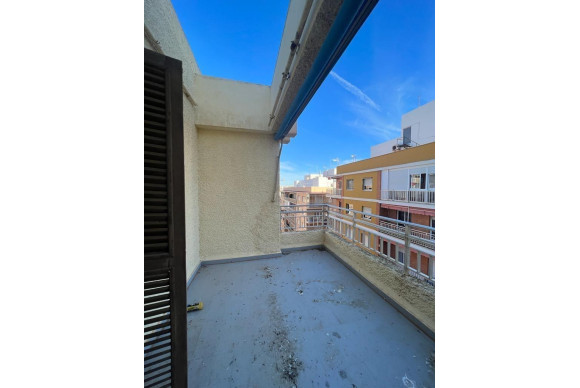 Resale - Apartment  - Torrevieja - Playa del cura