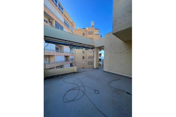 Resale - Apartment  - Torrevieja - Playa del cura