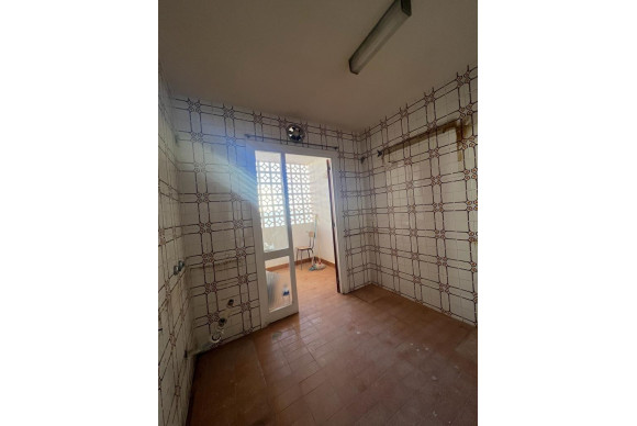 Resale - Apartment  - Torrevieja - Playa del cura