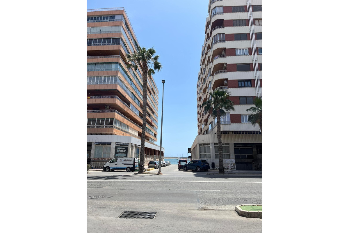 Herverkoop - Appartement  - Torrevieja - Acequion