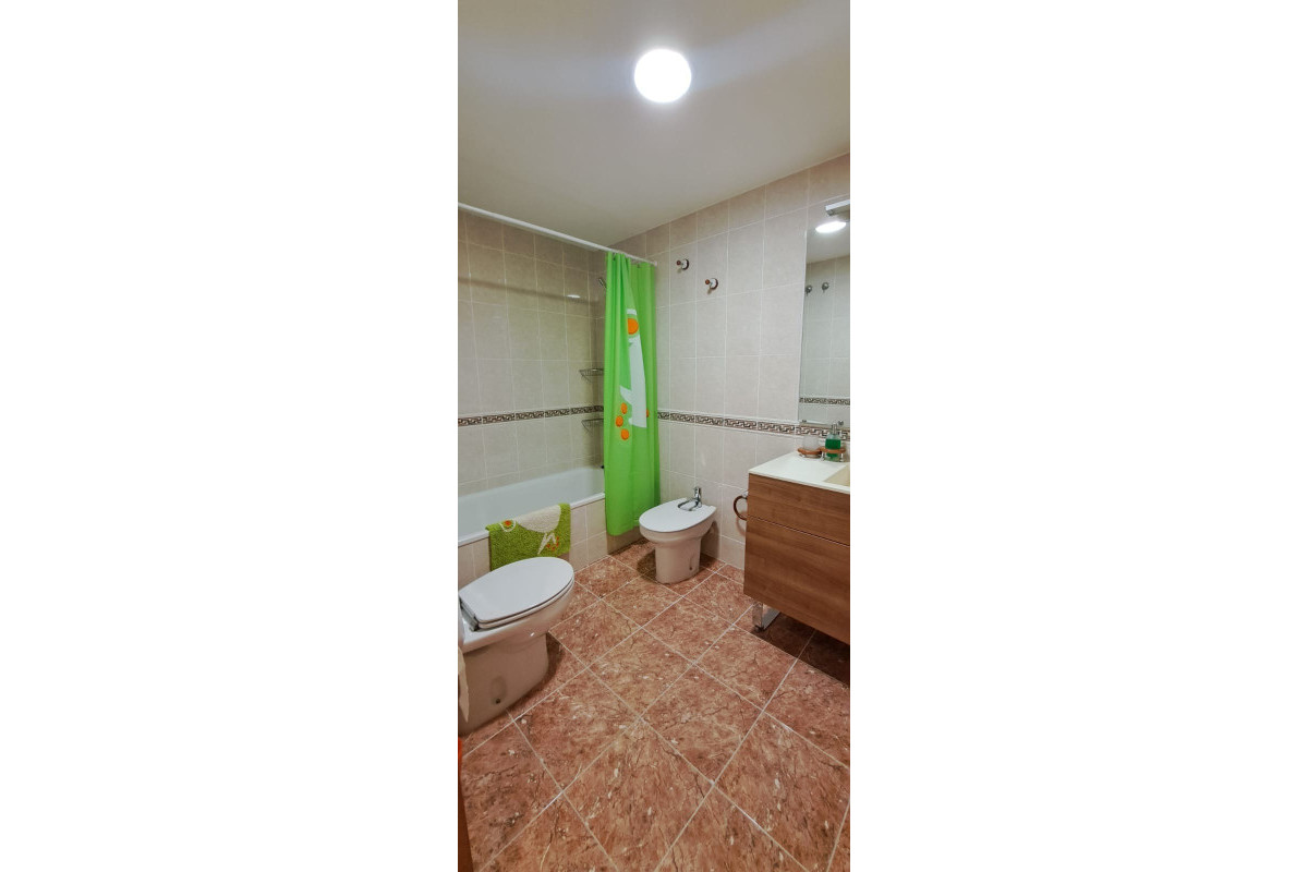 Reventa - Apartamento / piso - Gandia