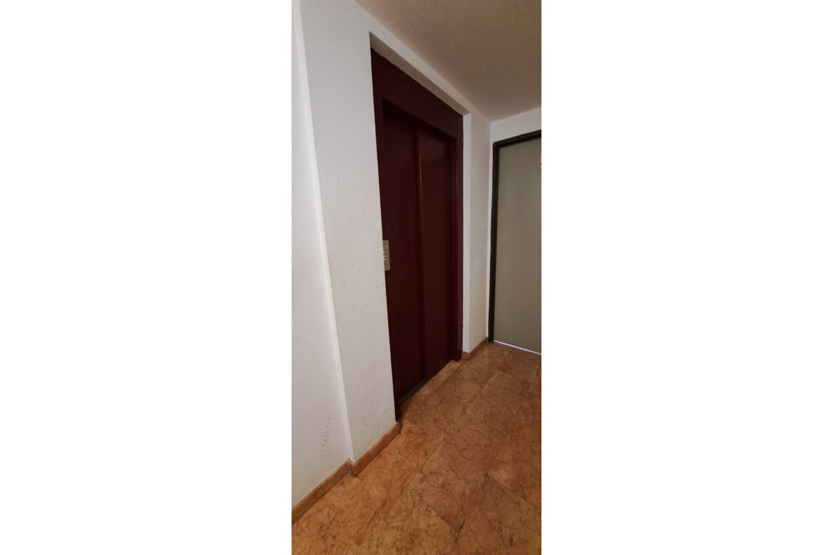 Reventa - Apartamento / piso - Gandia