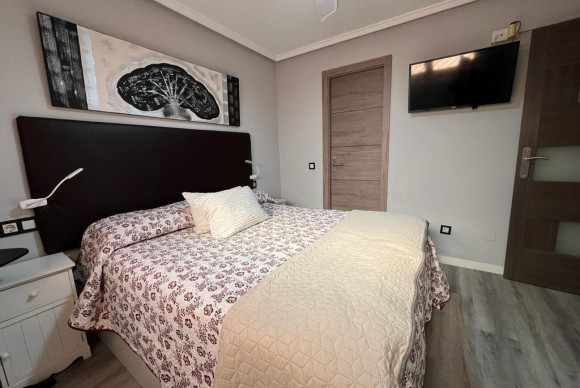 Herverkoop - Appartement  - Torrevieja - Centro