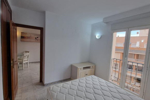 Herverkoop - Appartement  - Torrevieja - Los Frutales