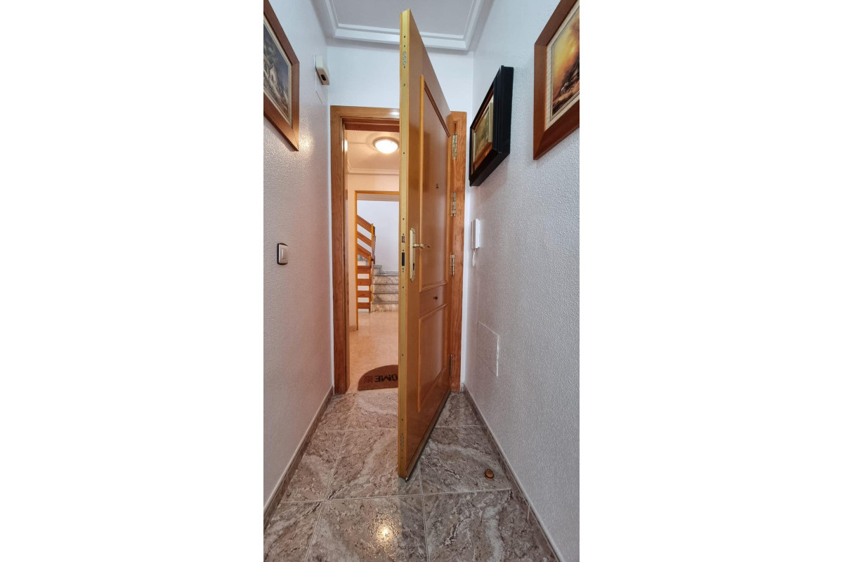 Herverkoop - Appartement  - Torrevieja - Acequion