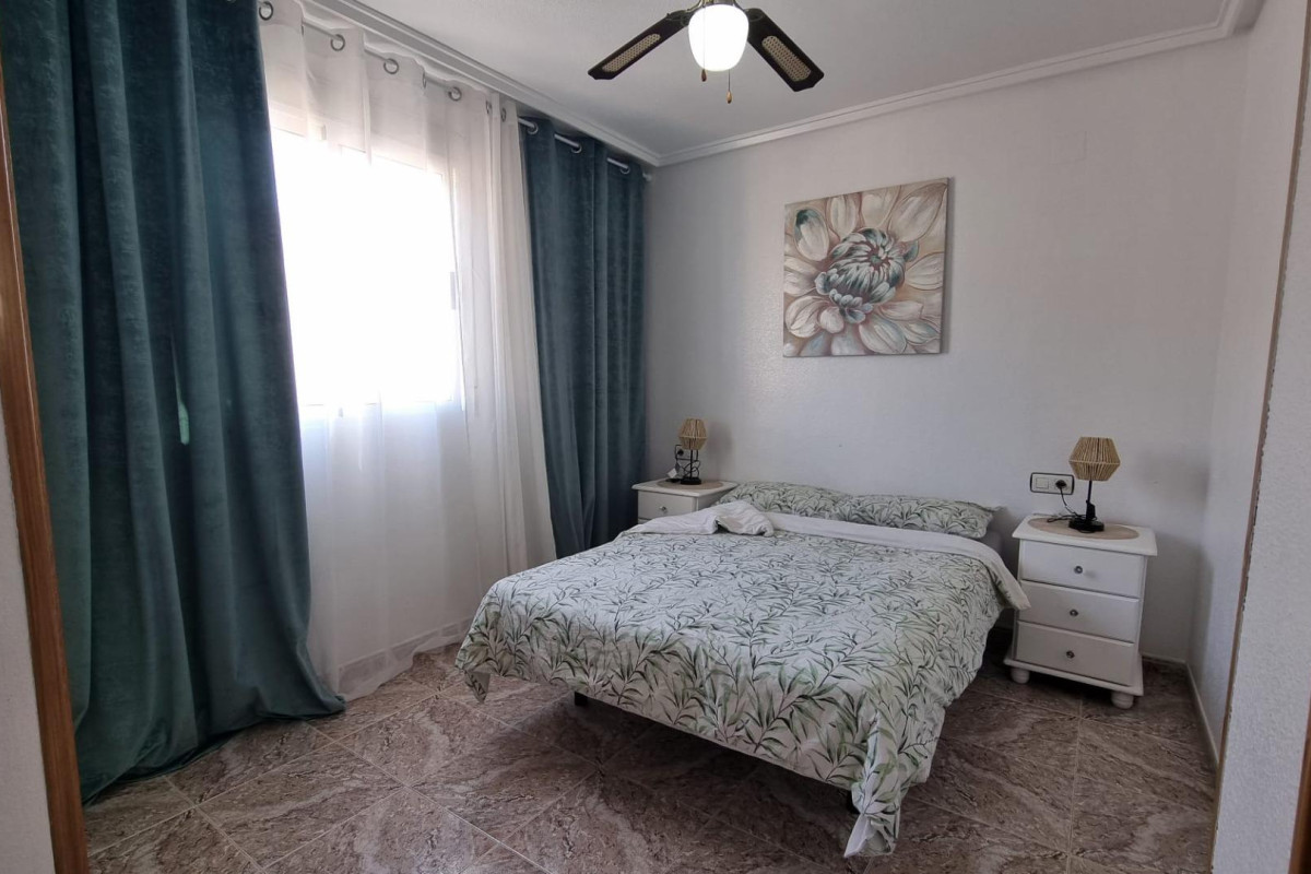 Herverkoop - Appartement  - Torrevieja - Acequion