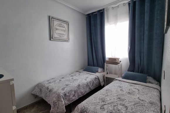 Herverkoop - Appartement  - Torrevieja - Acequion