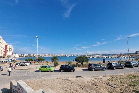 Herverkoop - Appartement  - Torrevieja - Acequion