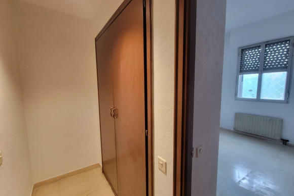 Herverkoop - Appartement  - Madrid - Numancia