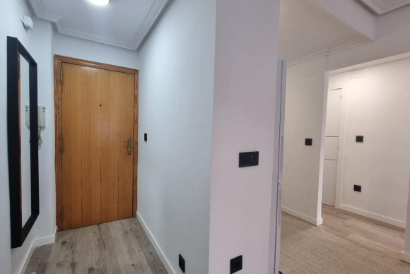 Herverkoop - Appartement  - Torrevieja - Acequion