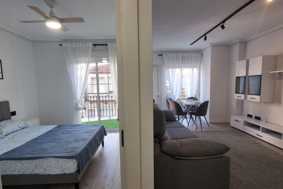 Herverkoop - Appartement  - Torrevieja - Acequion