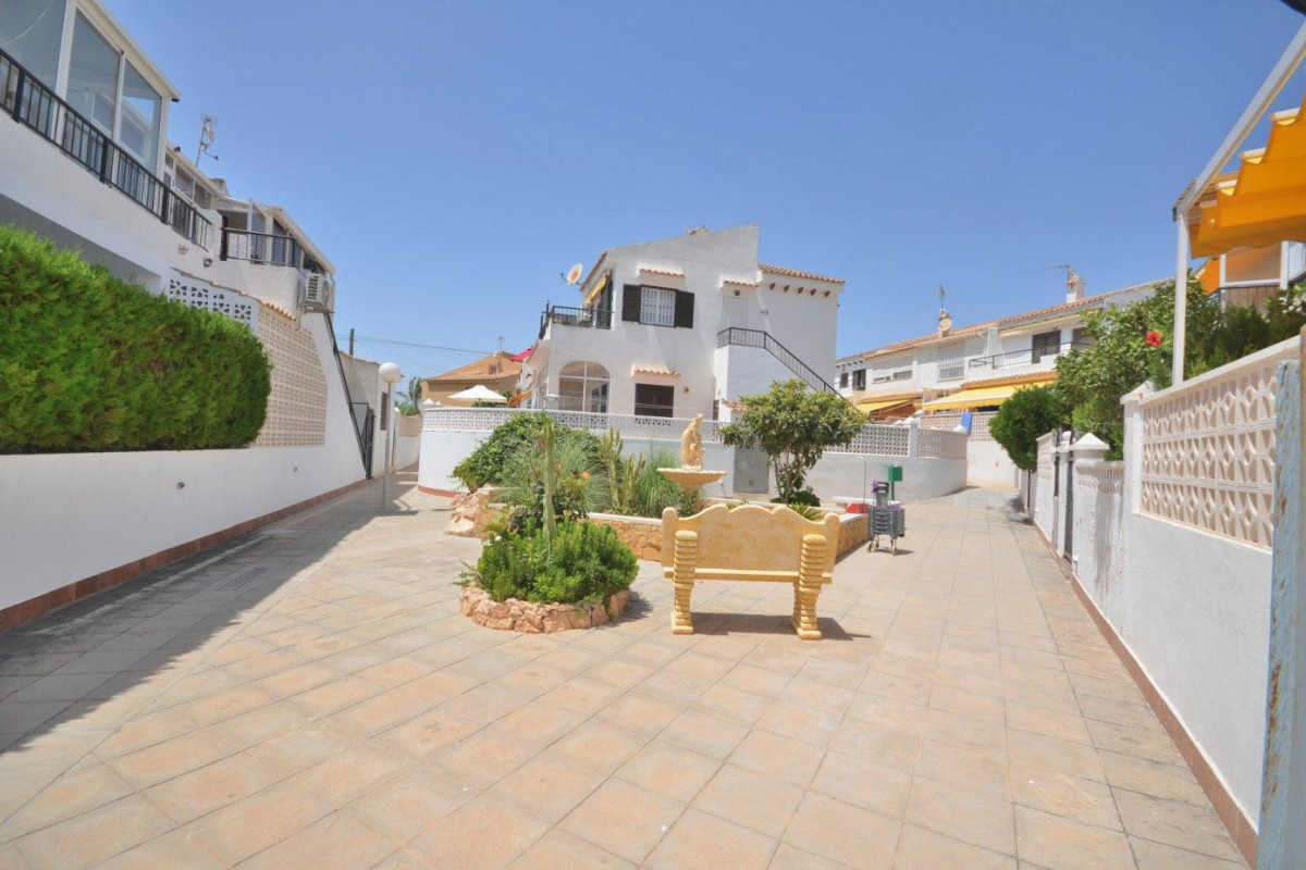 Resale - Apartment  - Torrevieja - Torreblanca