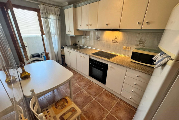 Herverkoop - Appartement  - Torrevieja - Playa de los Naufragos