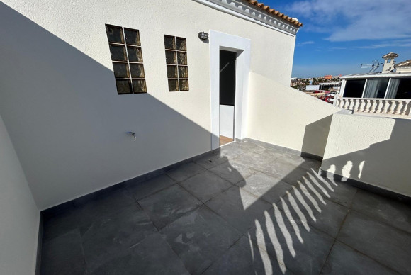 Resale - Townhouse - Torrevieja - Parque las naciones