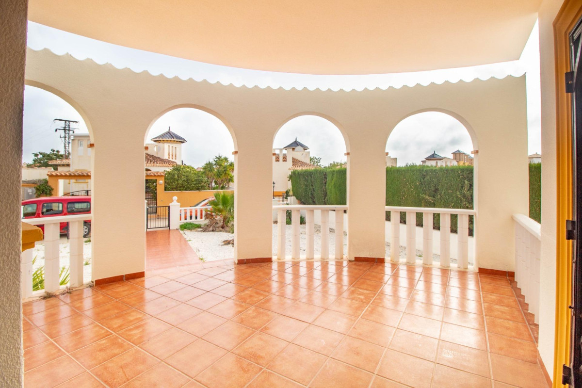 Resale - Villa - Orihuela Costa - Lomas de Cabo Roig