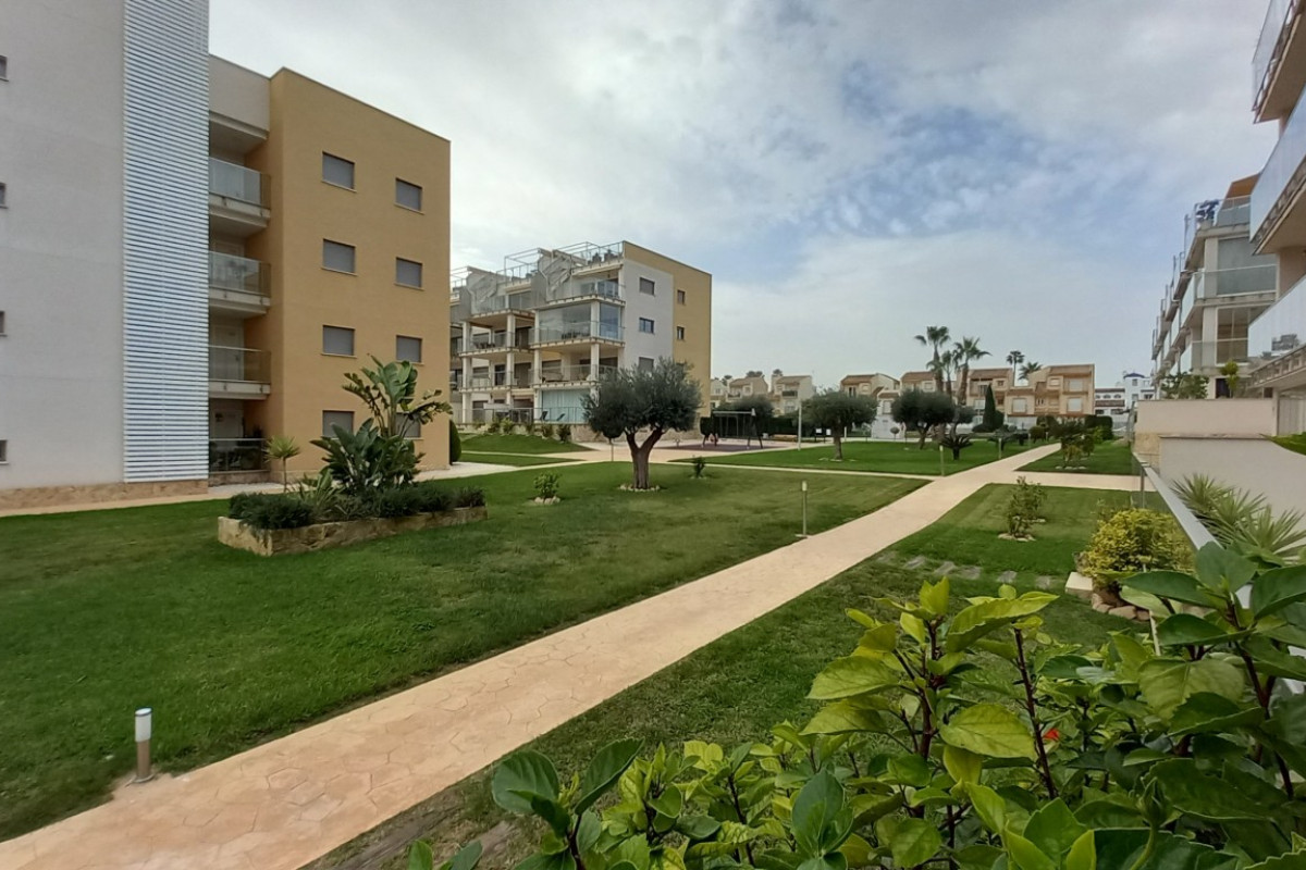 Herverkoop - Garden Apartment - Orihuela Costa