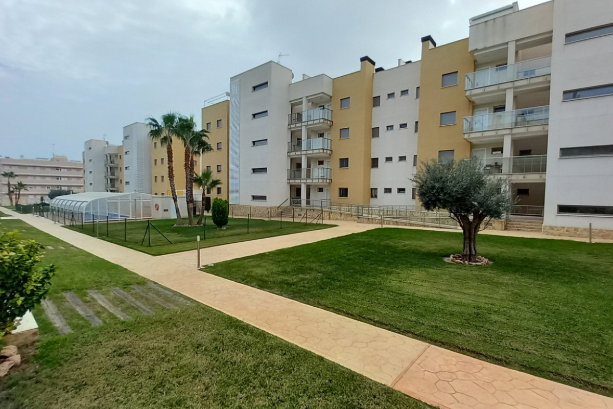 Herverkoop - Garden Apartment - Orihuela Costa